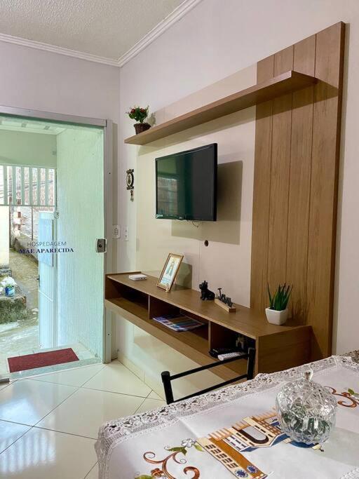 Hospedagem Mae Aparecida - Casa Exterior photo